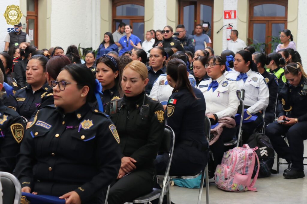 Conversatorio "mujeres activistas y mujeres policías por la seguridad de todas", SSC 3 FOTO 2 COM 671