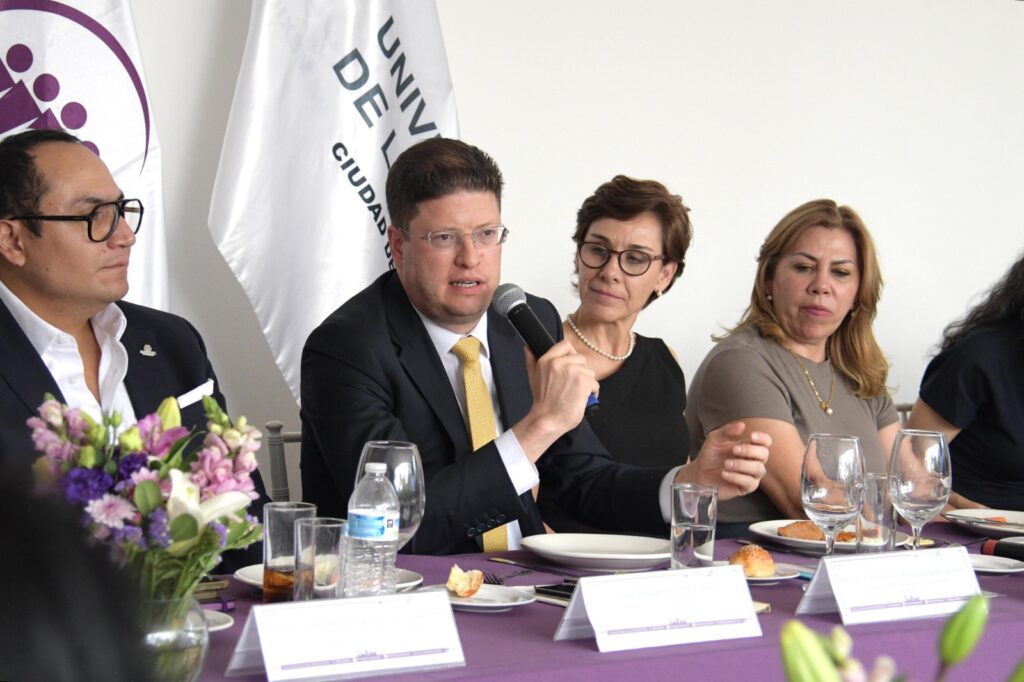 Fortalece Consejo Ciudadano y SSC el valor policial 1 WhatsApp Image 2025 05 15 at 11.00.53 AM