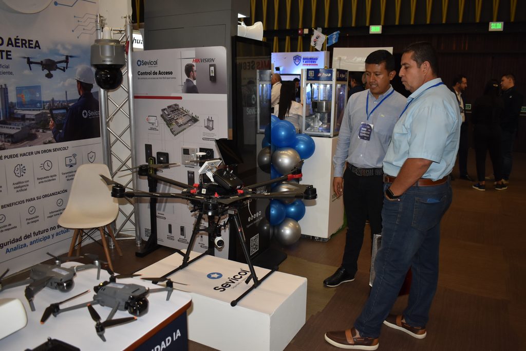Repetiremos la fórmula para la edición 2027 de Expo Seguridad Bucaramanga: Mauricio Espinoza 2 DSC 0088